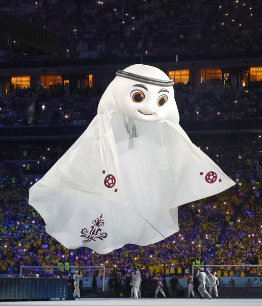 Бойкот Шакиры, запрет на пиво и флаг России на форме США: почему ЧМ по футболу в Катаре уже называют самым скандальным