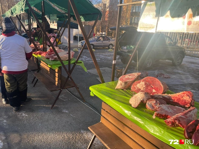 Мясо всегда пользуется спросом у тюменцев | Источник: Радик Енчу / 72.RU