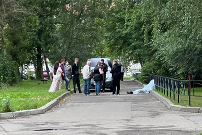 В Ярославле нашли тело мужчины на улице Папанина