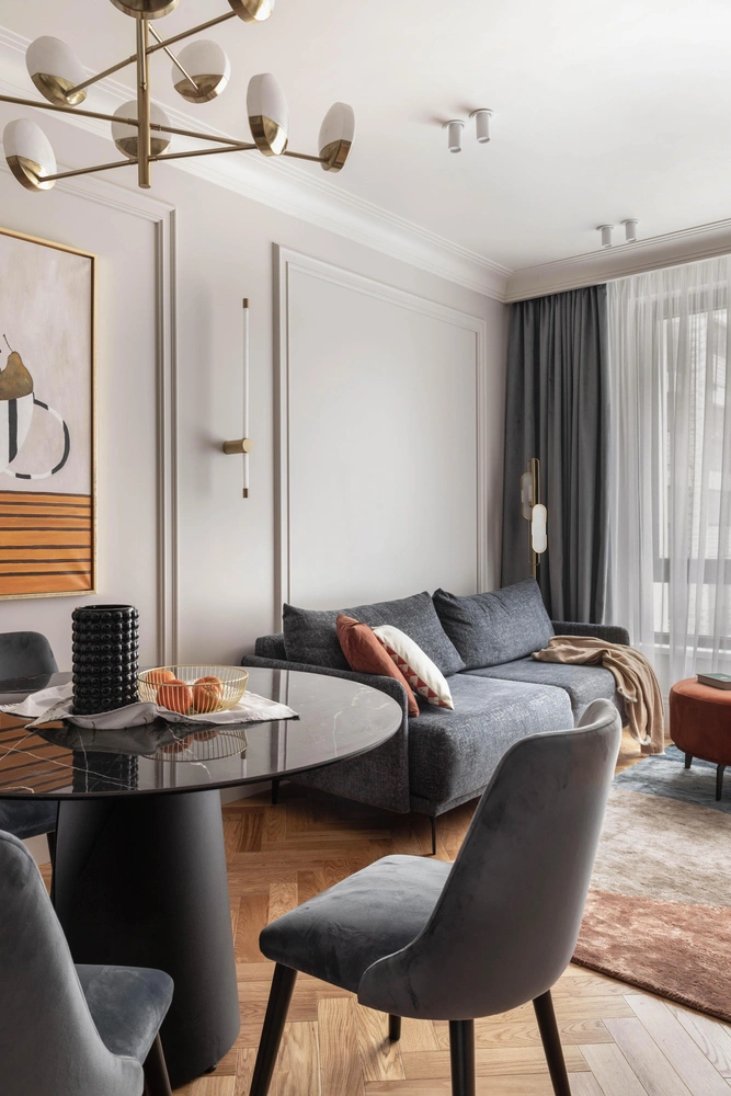 Диван, SK Design. Ковер, La Redoute. | Источник: Константин Малюта