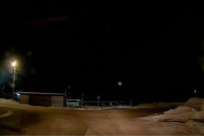 Спутник или метеорит? Эксперт о падении объекта в Прикамье