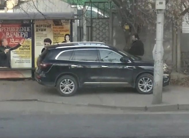 Полиция изучит видео с рязанским батюшкой-автохамом | ya62.ru