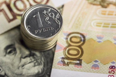 Курс рубля: почему слабый рубль выгоден бюджету