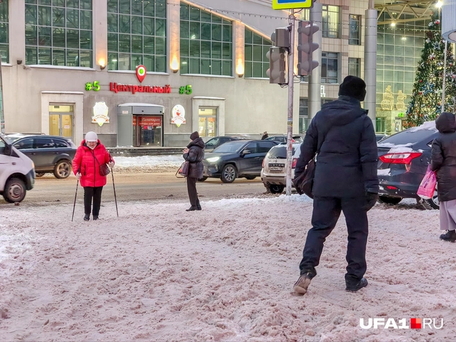 Вперед, рабочие будни ждут! | Источник: Булат Салихов / UFA1.RU