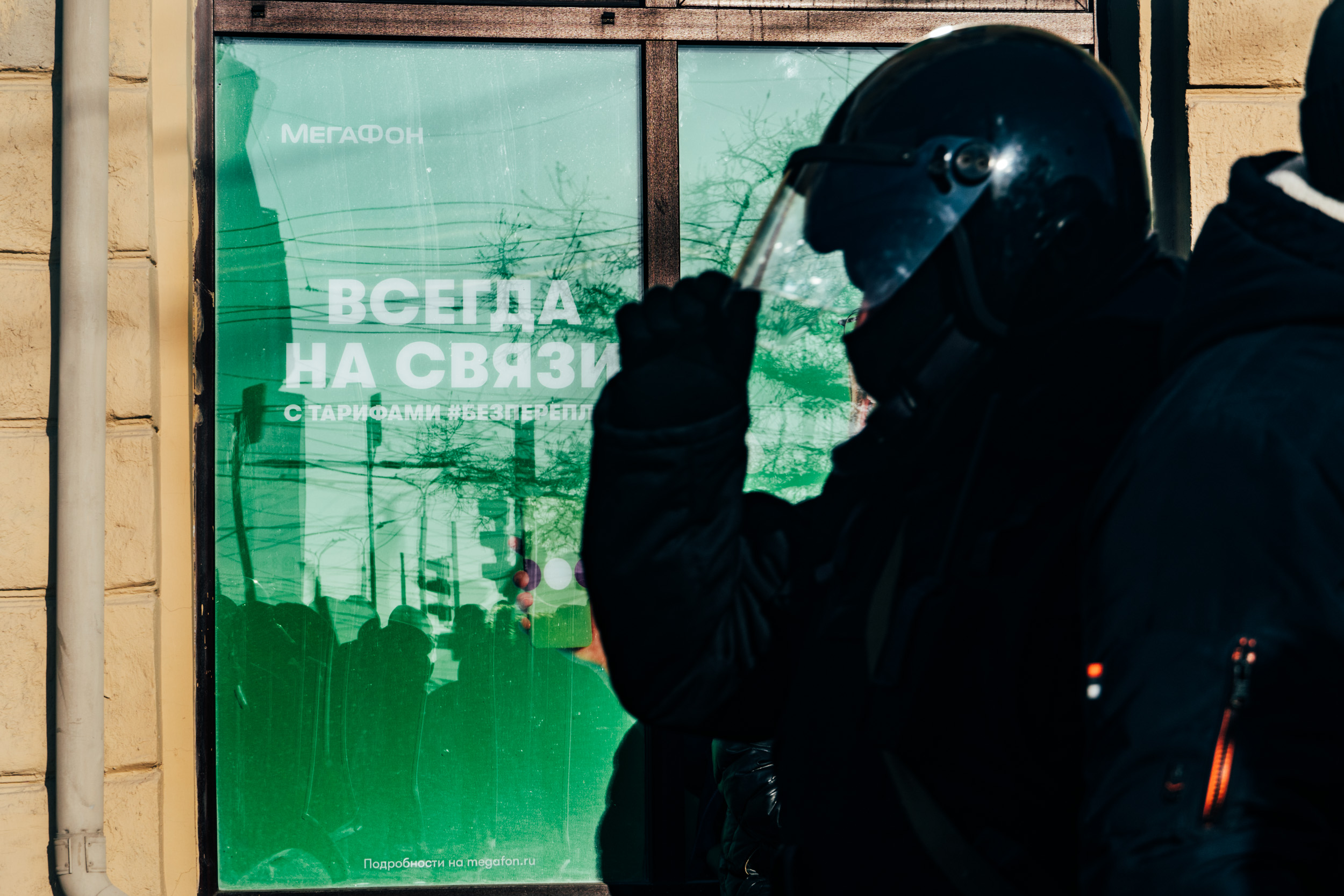 «За что они меня бомбить собрались?»: ростовчане — о том, почему на самом деле отключают мобильный интернет