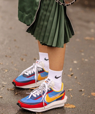 Nike уходит из России: 10 модных пар кроссовок, которые пока еще можно купить