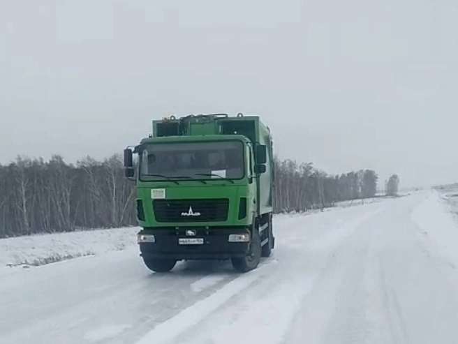Водитель решил развернуться, ехать по дороге было опасно | Источник: АО «САХ» / Telegram