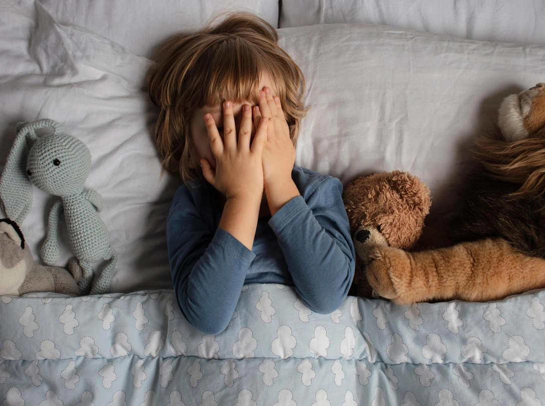 Принесут одни страдания: 3 установки от родителей, которые мешают вам жить здесь и сейчас | marieclaire.ru