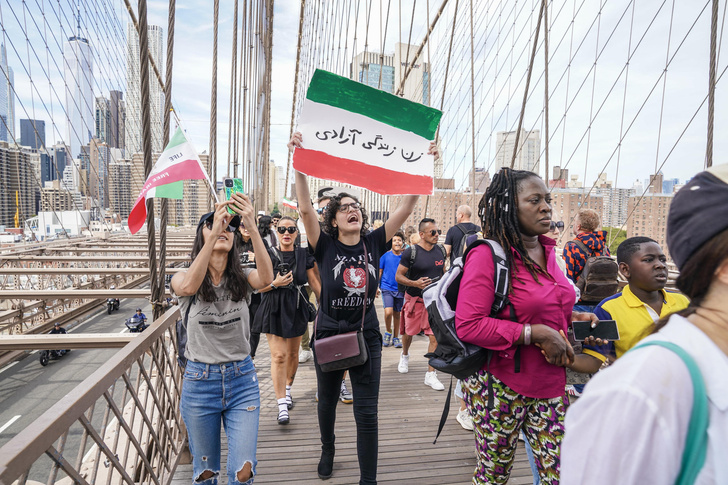 Митинги в поддержку иранских женщин прошли в Париже, Брюсселе, Берлине и Лондоне