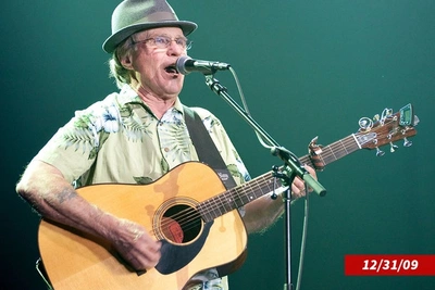 Умер легендарный музыкант Country Joe McDonald