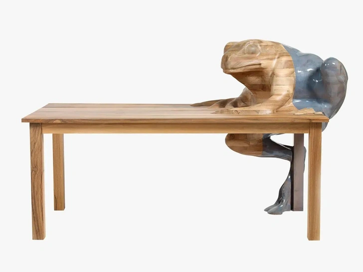 Стол Frog Table (2009).