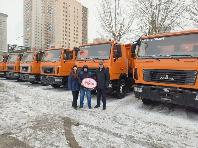 Самосвалы будут каждый день работать на улицах города | Источник: Кудрявцев Максим / Telegram