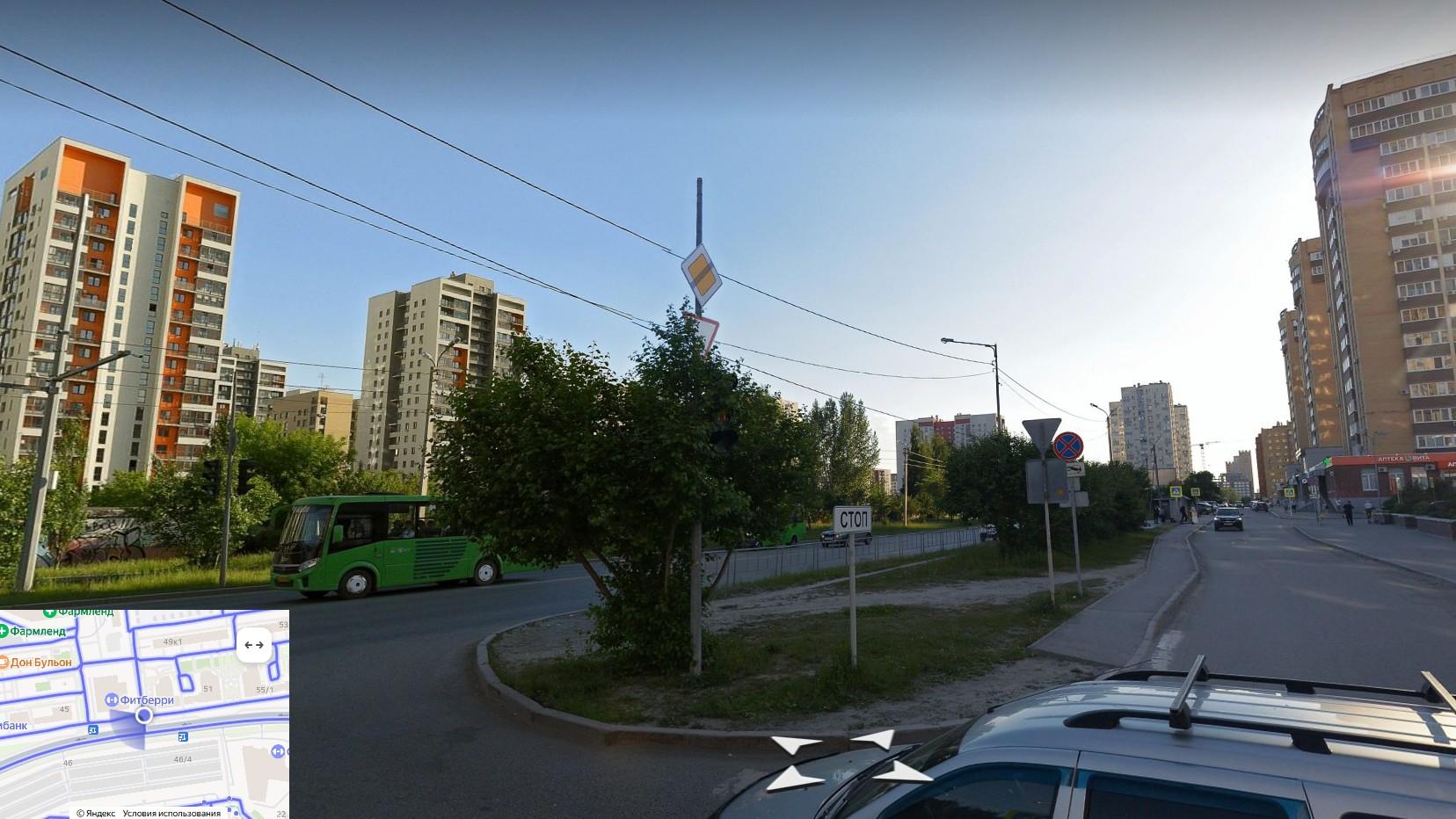 Посмотрите: был пустырь без деревьев, а теперь огромный жилой участок | Источник: yandex.ru