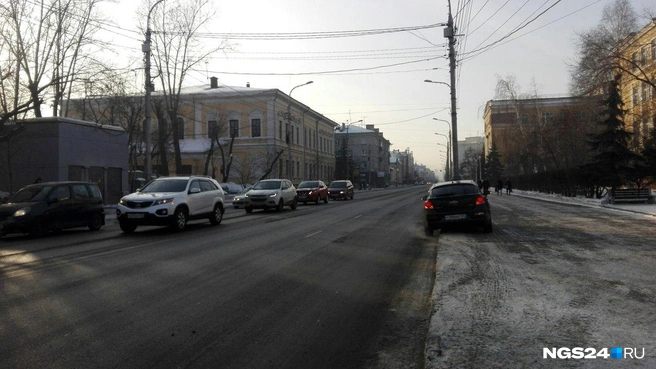 В городе ухудшается видимость из-за дымки