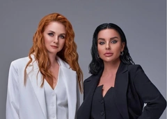 Обнимаются и держатся за руки, как 20 лет назад: «Тату» воссоединились и дают первый концерт в Москве