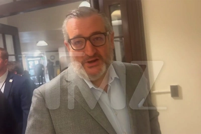 Тед Круз не говорит, за Трампа он или за Папу