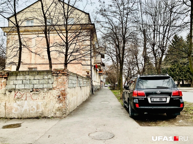 Обычное дело для блатного номерка | Источник: Андрей Бирюков / UFA1.RU