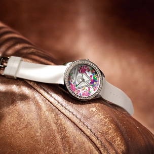 Считанные минуты: встречай весну вместе с GUESS Watches