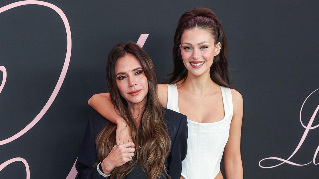 С чего начался конфликт Виктории Бекхэм и Николы Пельтц?