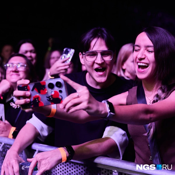 Фанаты веселились от души | Источник: Александр Ощепков / NGS.RU 