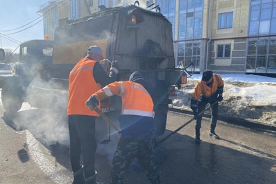 В Костроме ремонтируют дороги после зимы