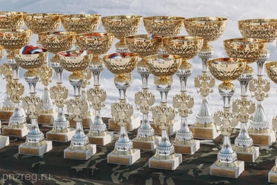 Губернатор напутствовал участников лыжной эстафеты памяти Шорникова