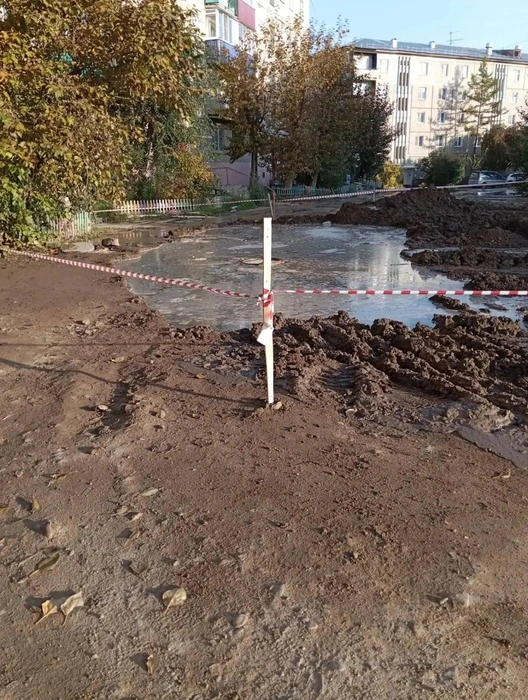Вода в подвале стала следствием аварии, но во время планового ремонта подвал затоплен не будет | Источник: Очевидец