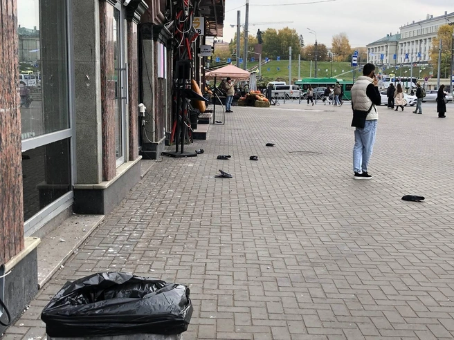 Мертвых птиц заметили на туристической улице | Источник: Kazan News / Новости с улиц / T.me