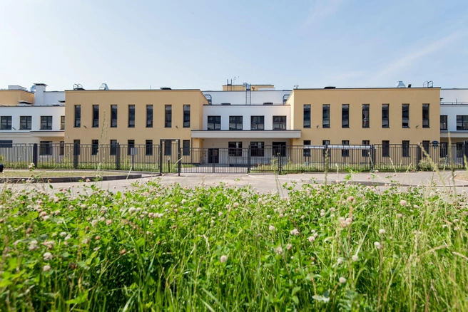 В Петродворцовом районе построили школу для 700 учеников, она станет филиалом Петергофской гимназии | Источник: Предоставлено Setl Group
