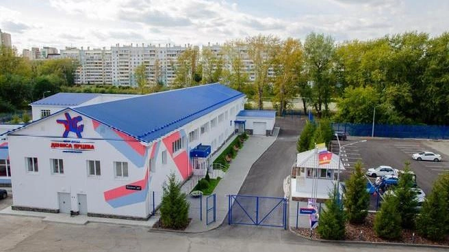 Центры Дениса Ярцева на Российской и филиал на АМЗ к сентябрю оказались закрыты  | Источник: Антон Иванов 