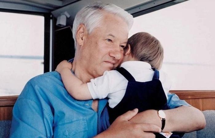 Борис Ельцин с внучкой | parents.ru
