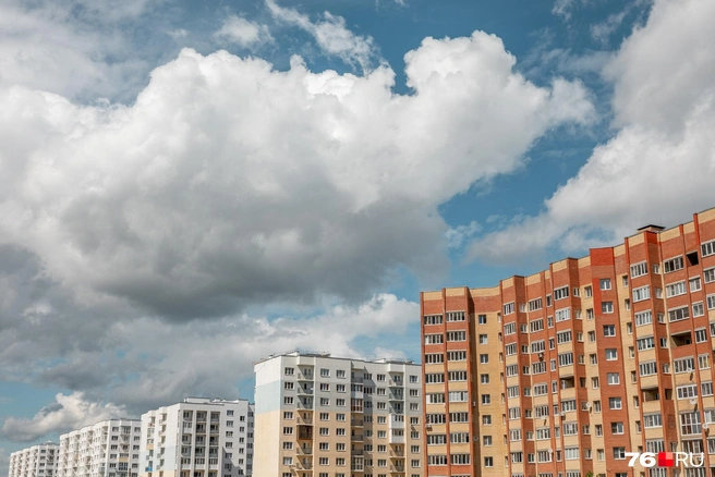 12-й микрорайон как изображение слова «спальный» | Источник: Александр Куренной / 76.RU