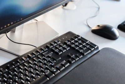 Магазины и кафе оштрафуют за вывески на иностранном языке