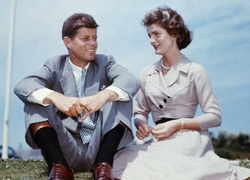«Нетипичный брак»: как Жаклин Кеннеди реагировала на измены мужа