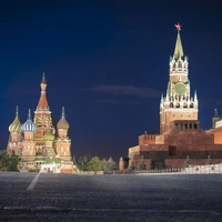 С каким ударом курантов наступает новый год, с первым или с последним?