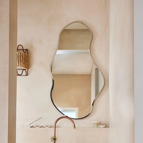 Источник: Бенито Мартин