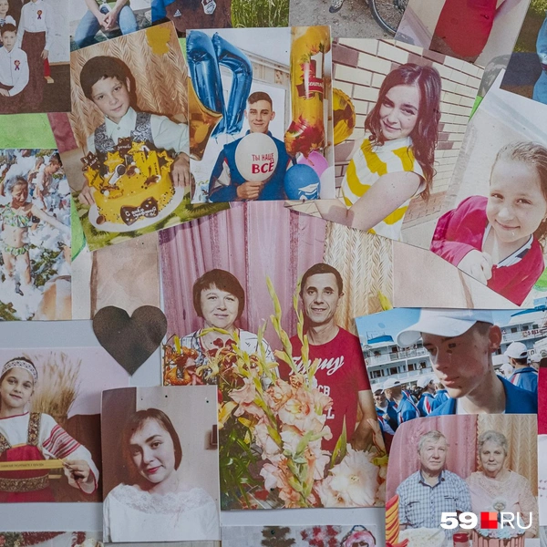 Таких коллажей на стенах множество | Источник: Тимофей Калмаков / 59.RU