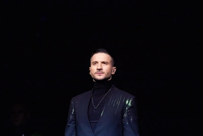 Лазарев выступит в Омске с шоу «Шоумен»