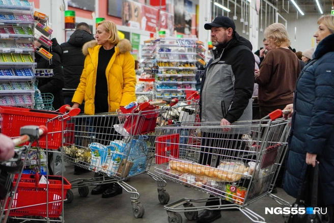 Рост цен на продукты совсем не радует  | Источник: Евгений Софийчук / NGS55.RU