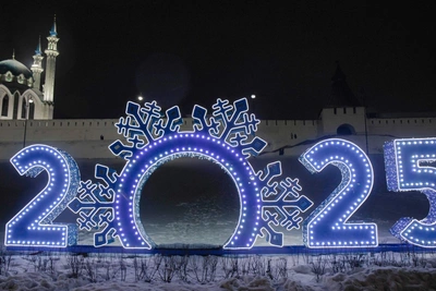 Куда девают прошлогодние новогодние украшения в Казани