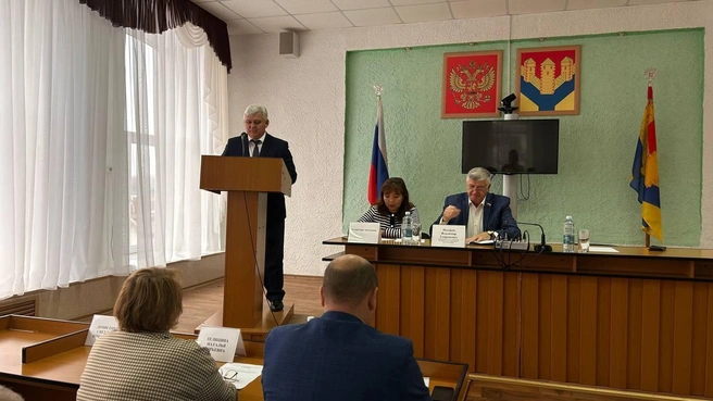 Владимир Карпенко снова избран главой Илекского района | Источник: правительство Оренбургской области / t.me