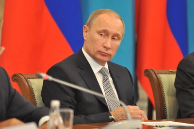 Путина ждут в Екатеринбурге на фестивале молодежи