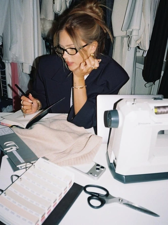 Почему многие российские бренды начали закрываться?