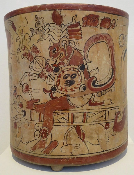 Ваза майя | Источник: Hiart, CC0, via Wikimedia Commons