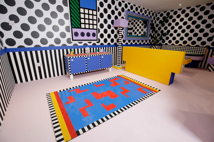 Игрушечный дом с декором из Lego по дизайну Камиллы Валалы (фото 4)