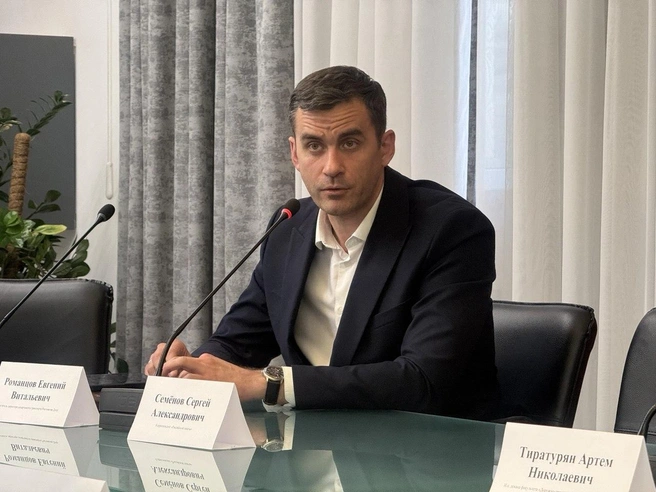 Евгений Романцов временно исполняет обязанности главы дептранса | Источник: Марина Рыбалкина / 161.RU