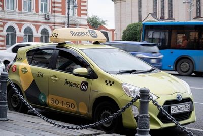 Таксисты Приморья обсудили забастовку против «Яндекс. Такси»