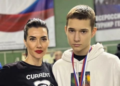 Сын Курбана Омарова — маме: «Женщина, еще одно такое фото, и вы в черный список полетите»