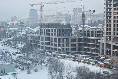 Новосибирцы финансируют очистку заснеженной дороги