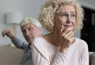 «Муж стал очень агрессивным: все время орет и угрожает физической расправой»